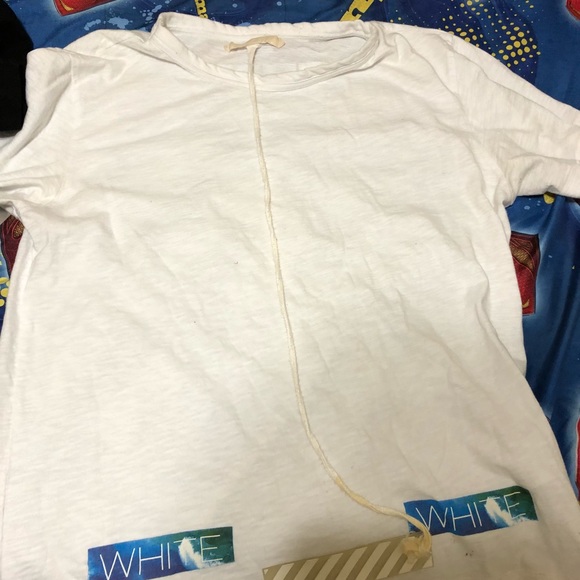 2 Off-White T-shirts medium - Picture 3 of 4